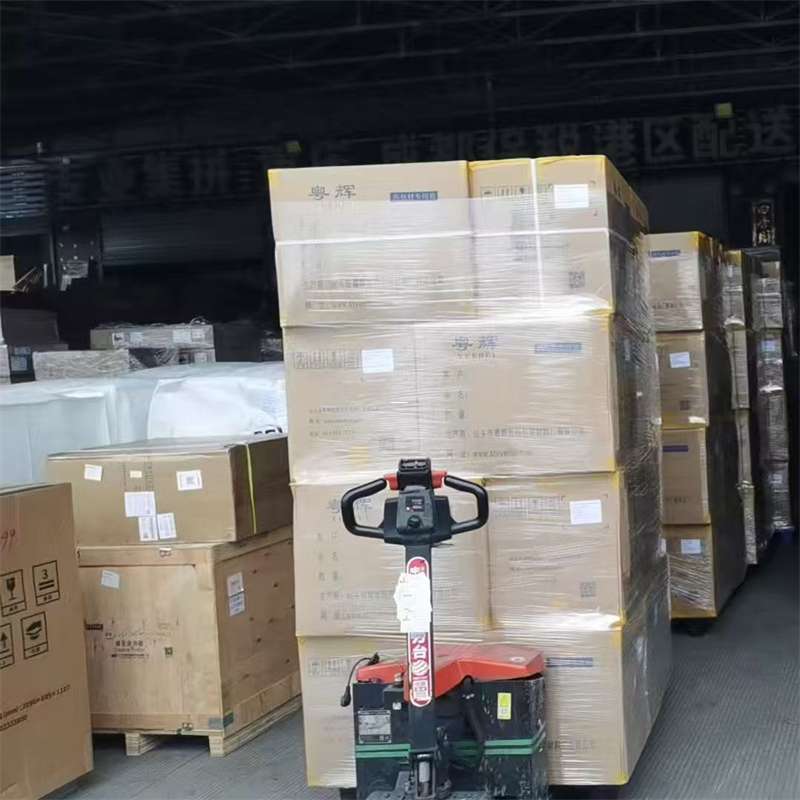 盘龙区探索贵南县进仓物流的多元运输奥秘